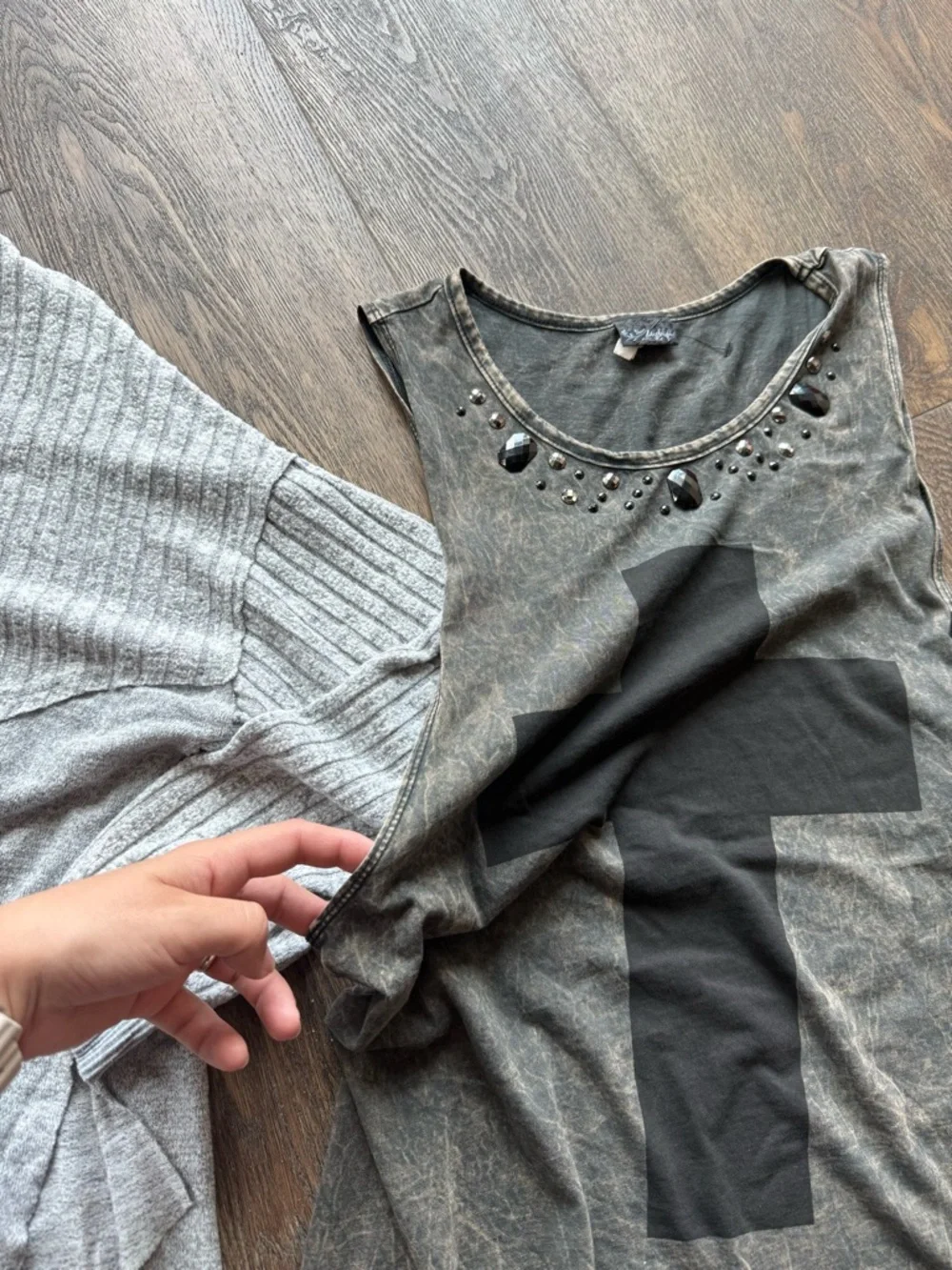 Buckle Women’s Top lot Q12
